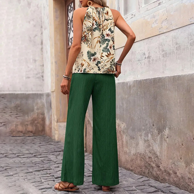 Chic Summer Two-Piece Set – Halter Crop Top & Wide-Leg Pants