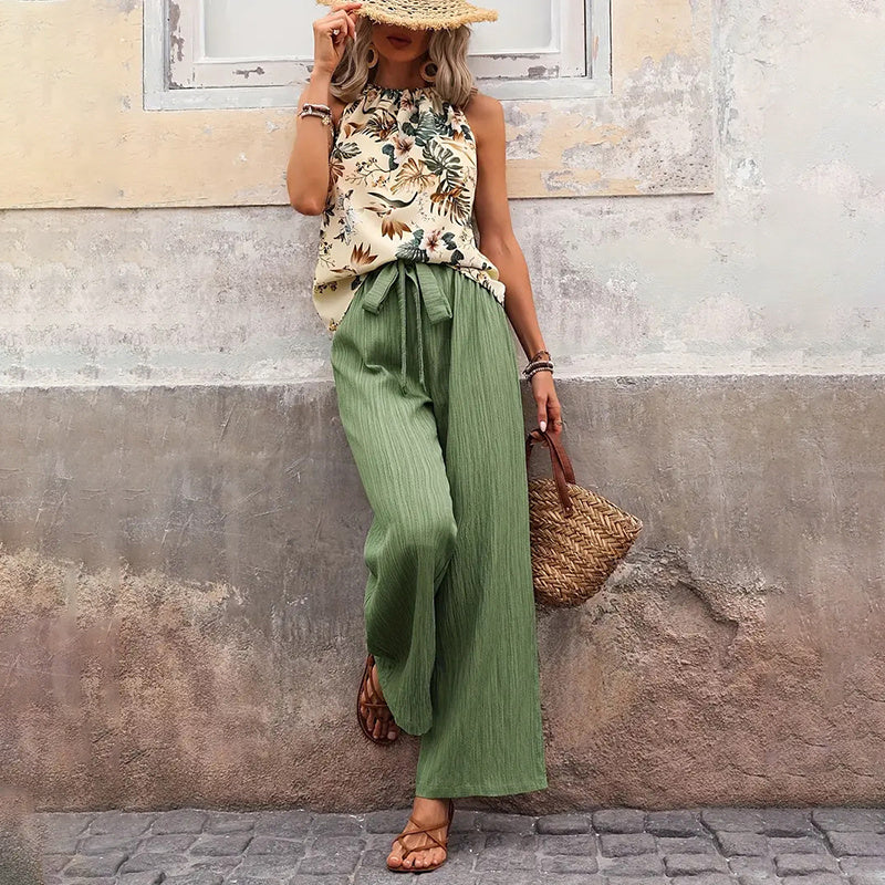Chic Summer Two-Piece Set – Halter Crop Top & Wide-Leg Pants