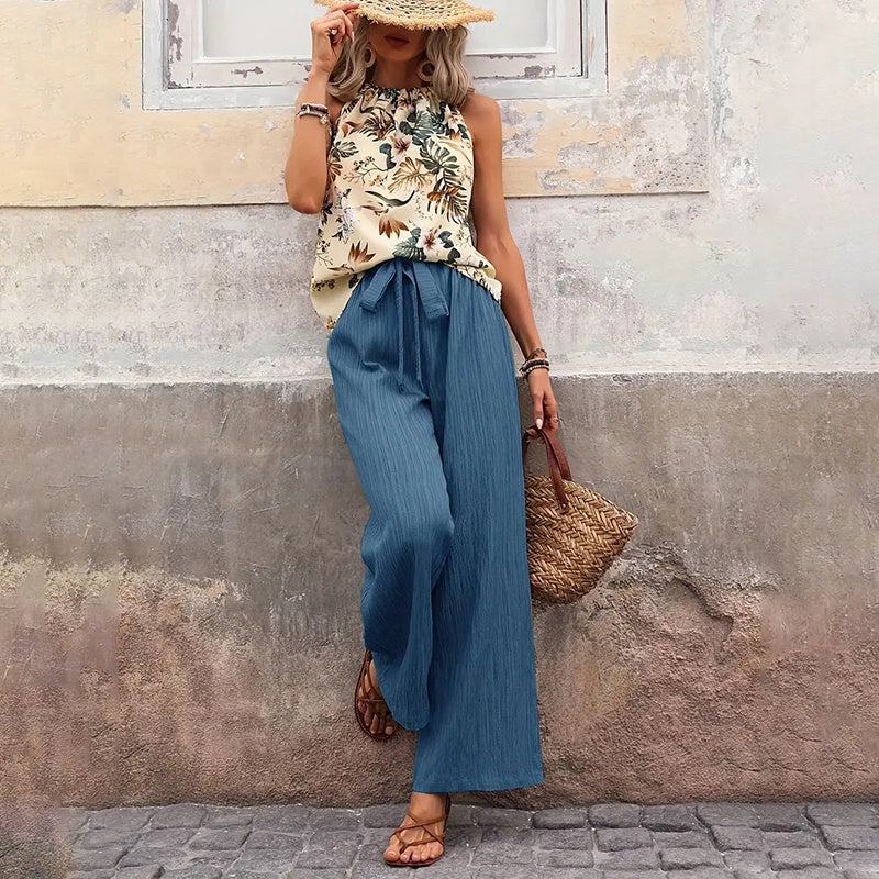 Chic Summer Two-Piece Set – Halter Crop Top & Wide-Leg Pants