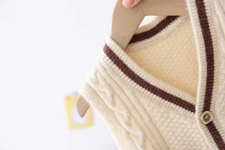 Baby Sweater Vest – Soft Knit Outwear for Spring and Autumn