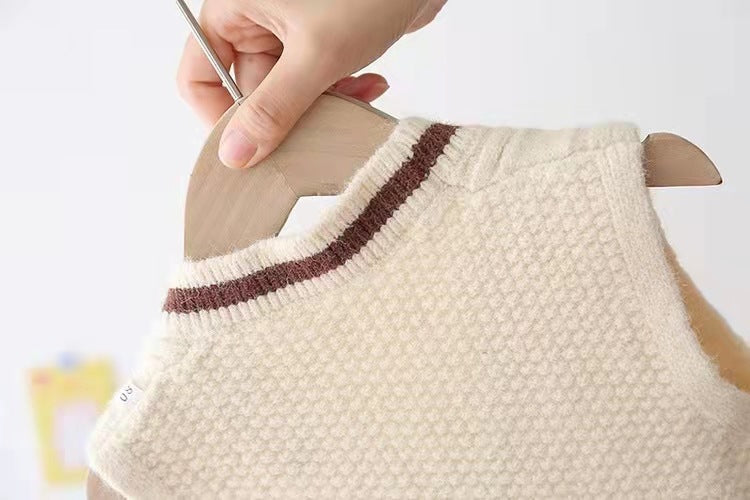 Baby Sweater Vest – Soft Knit Outwear for Spring and Autumn